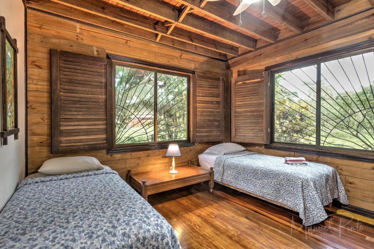 הוילה Puerto Viejo de Talamanca Casa Ylang In Black Sand Beach מראה חיצוני תמונה